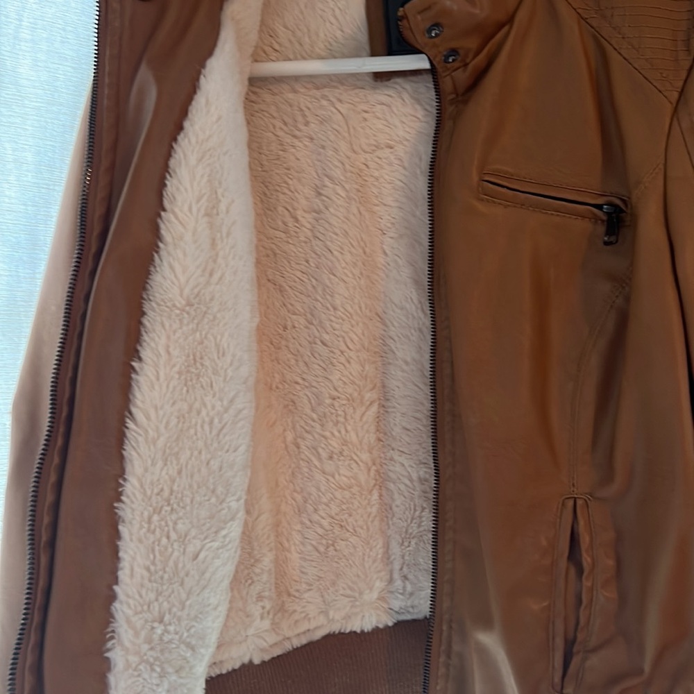 Jacket - Picture 3 of 4